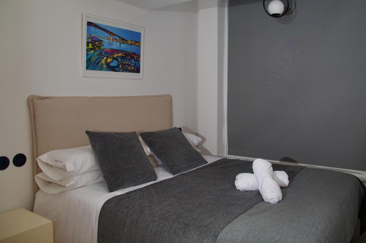 Suite 101 - 2 Bedroom Suite At Amando Perez Suites Ribadeo Luaran gambar