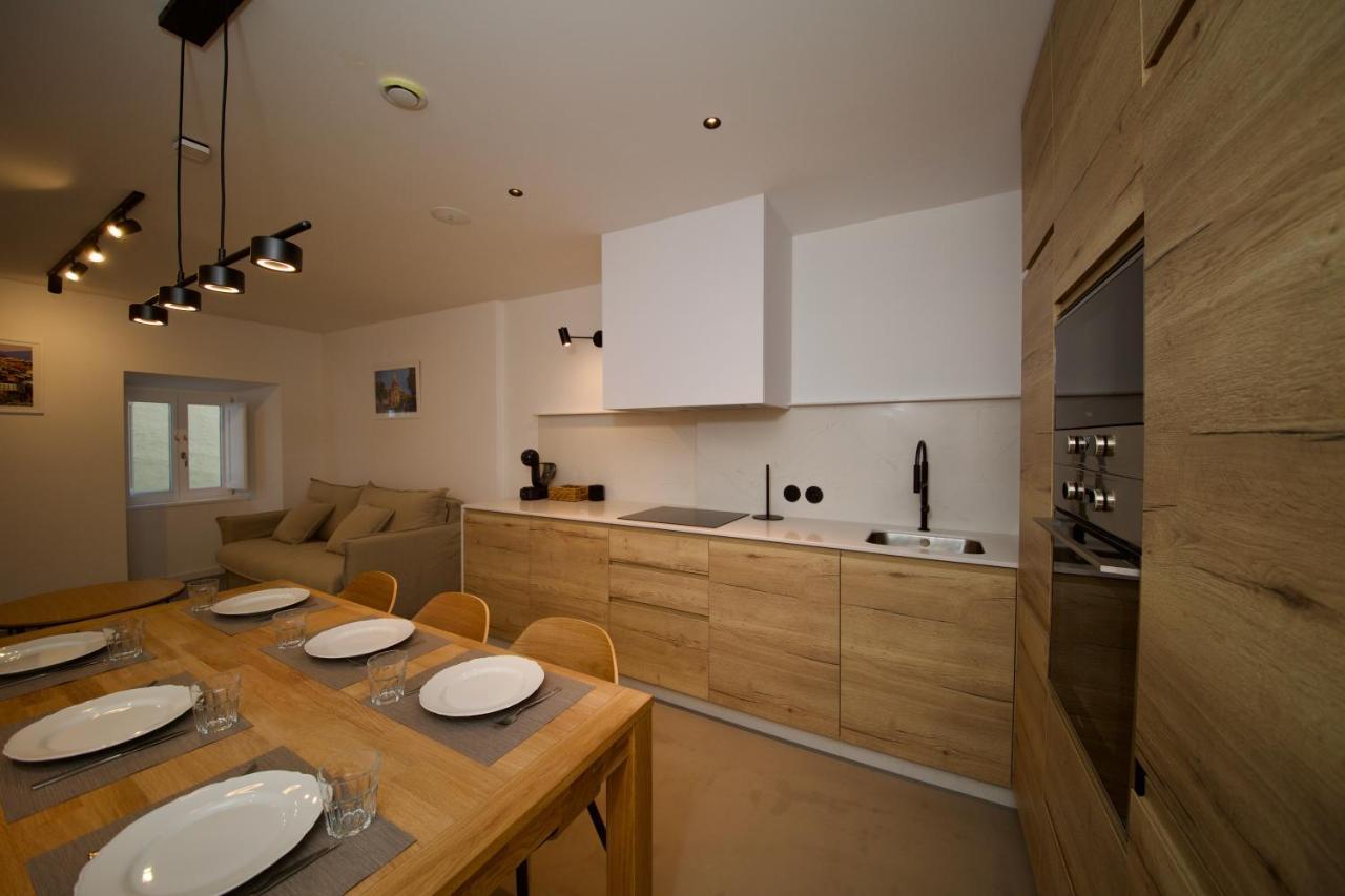 Suite 101 - 2 Bedroom Suite At Amando Perez Suites Ribadeo Luaran gambar