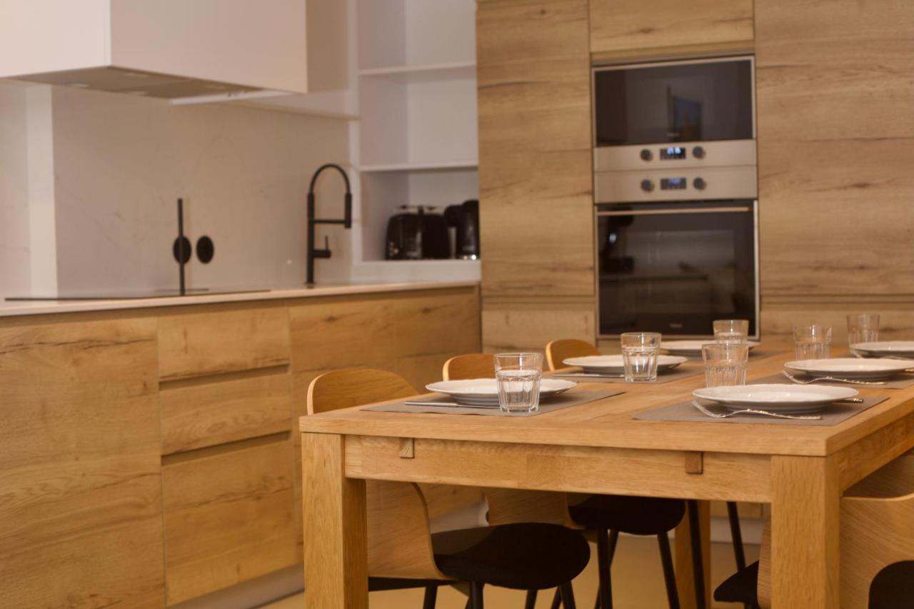 Suite 101 - 2 Bedroom Suite At Amando Perez Suites Ribadeo Luaran gambar