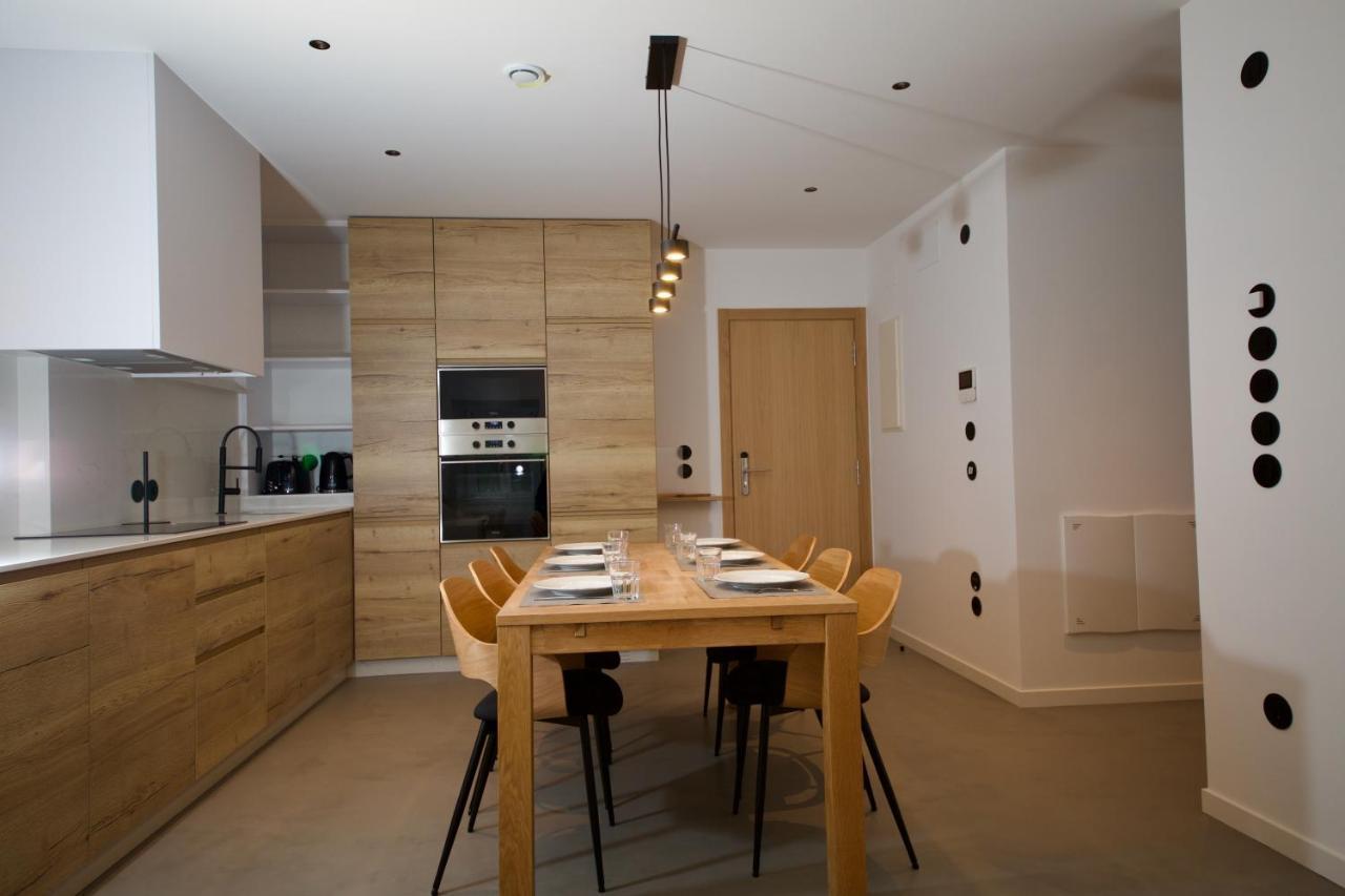 Suite 101 - 2 Bedroom Suite At Amando Perez Suites Ribadeo Luaran gambar