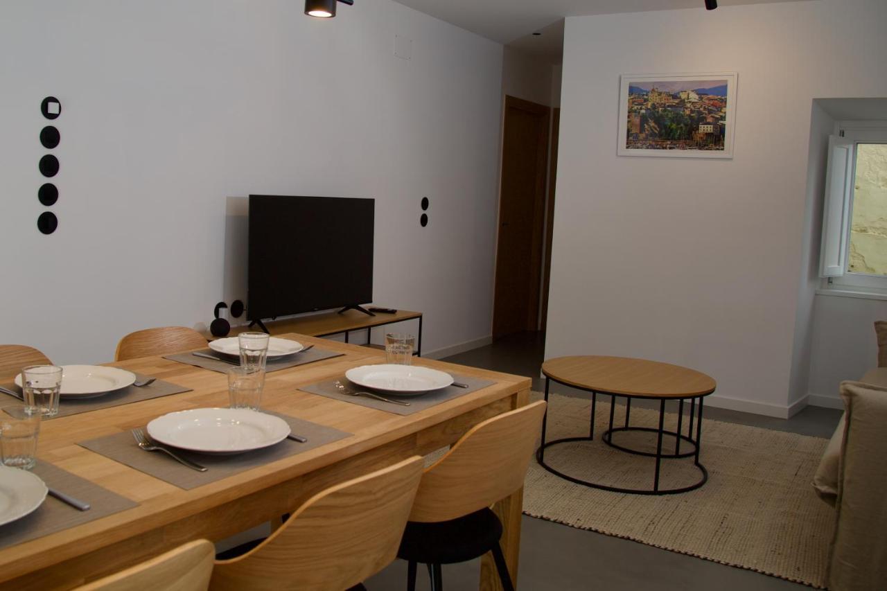 Suite 101 - 2 Bedroom Suite At Amando Perez Suites Ribadeo Luaran gambar
